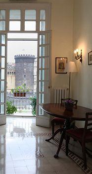 Hotel Al Maschio Angioino - Castel Nuovo 3*